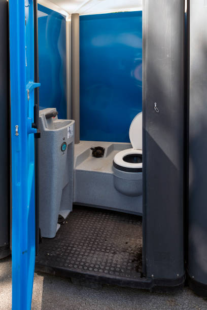 Portable Toilet Options We Offer in Ortonville, MI